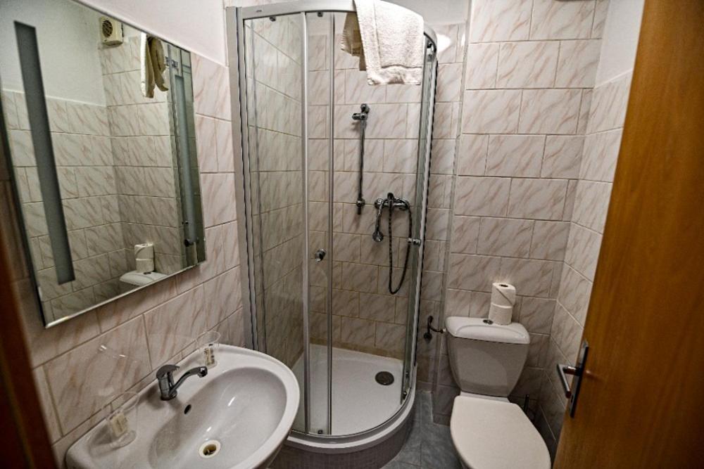 Aparthotel Faust Decin Exterior photo