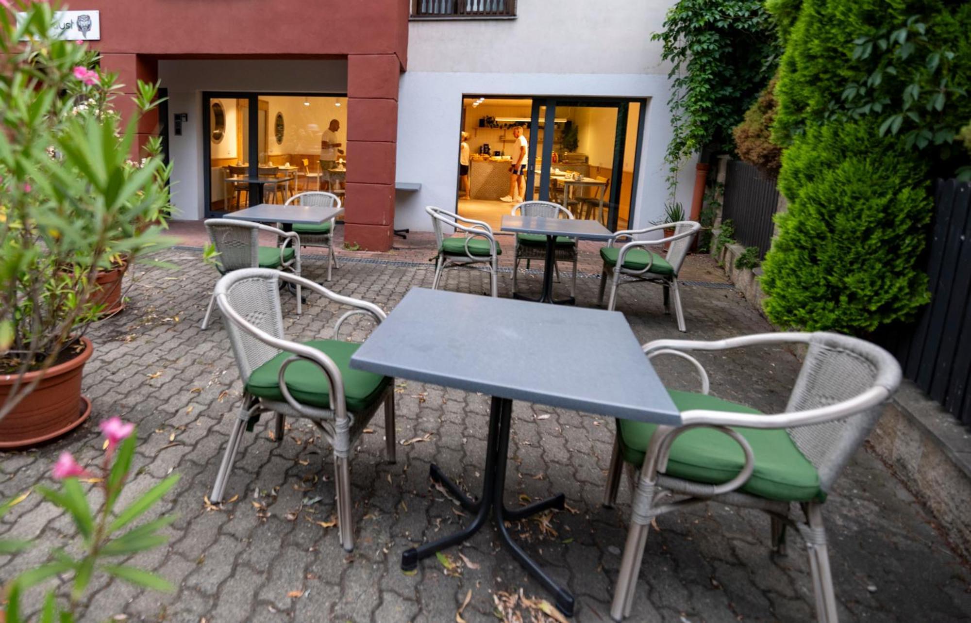 Aparthotel Faust Decin Exterior photo
